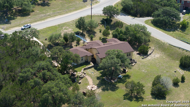 Image 42 of 43 For 211 Comal Run