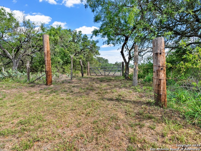Image 3 of 10 For 323 County Road 6720