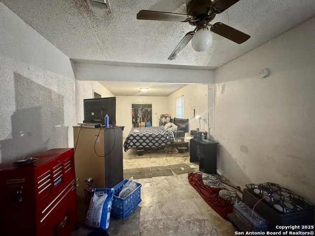Image 3 of 12 For 941 Potomac  