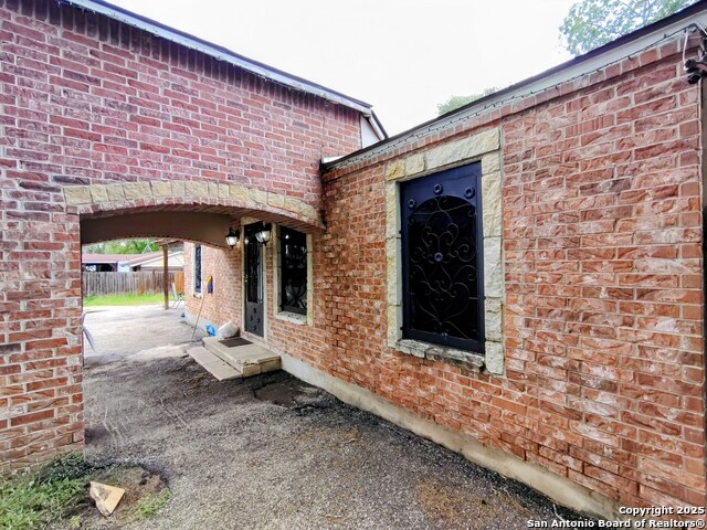 Listing photo id 0 for 23114 Hickory Shadow