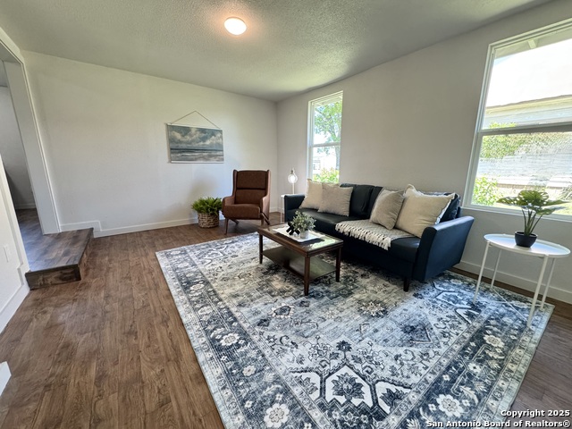 Image 13 of 36 For 419 Culberson W