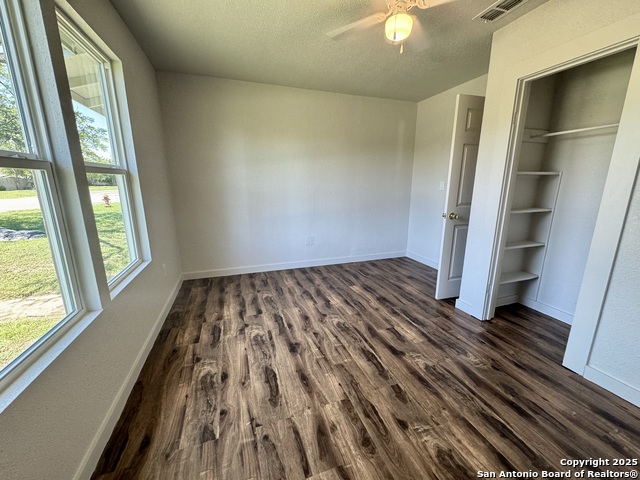 Image 15 of 36 For 419 Culberson W