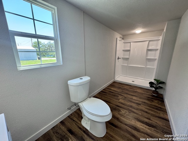 Image 27 of 36 For 419 Culberson W