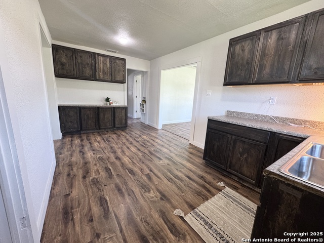 Image 9 of 36 For 419 Culberson W