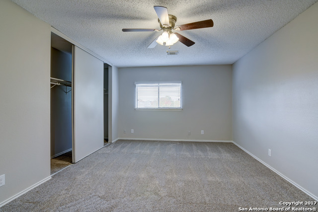 Image 17 of 22 For 8235 Cantura Mls