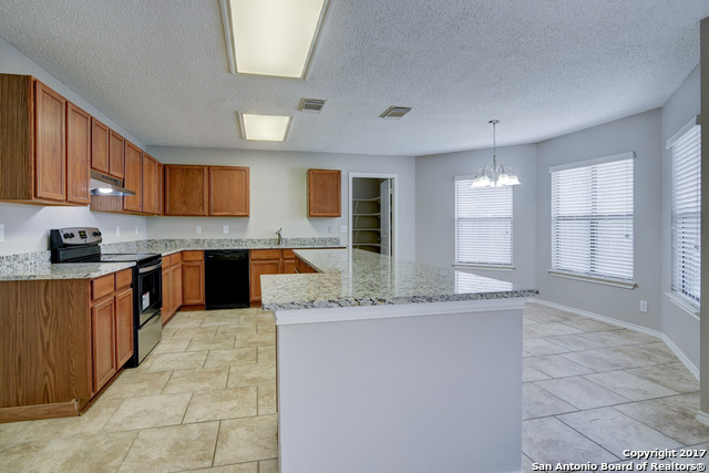 Image 4 of 22 For 8235 Cantura Mls