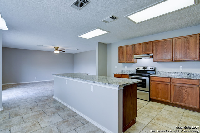 Image 6 of 22 For 8235 Cantura Mls