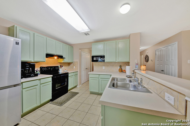 Image 10 of 26 For 3541 Tilden  