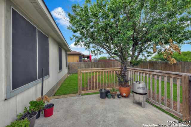 Image 22 of 26 For 3541 Tilden  