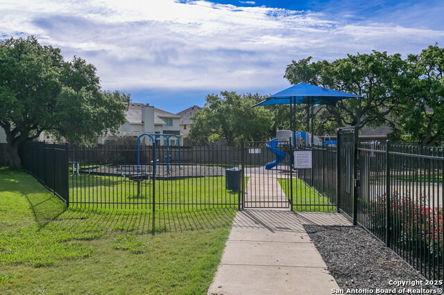 Image 32 of 34 For 2715 Trinity Rdg