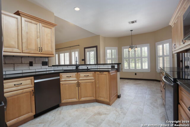 Image 12 of 31 For 1181 County Road 4516