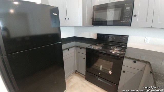 Image 5 of 10 For 6926 Crestway  1