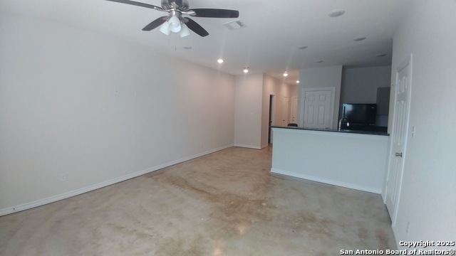 Image 7 of 10 For 6926 Crestway  1