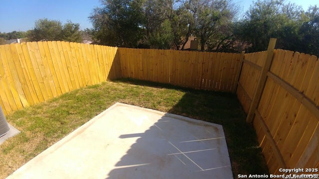 Image 9 of 10 For 6926 Crestway  1