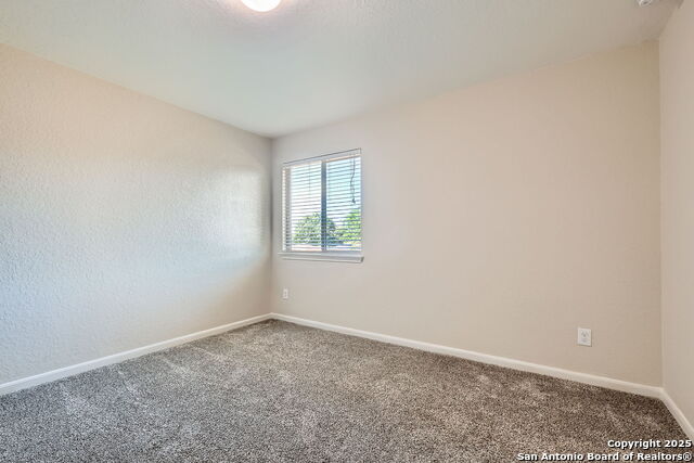 Listing photo id 19 for 2086 Castleberry Ridge