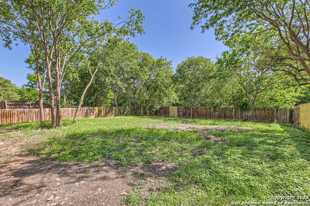 Image 25 of 28 For 7218 Misty Ridge