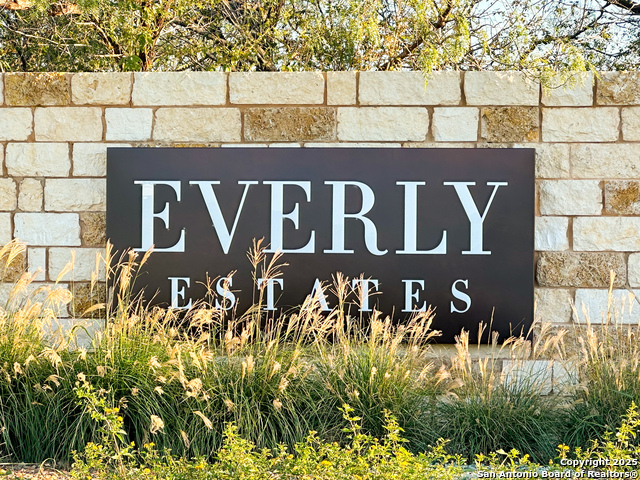 Image 4 of 8 For 5011 Estates Oak Way