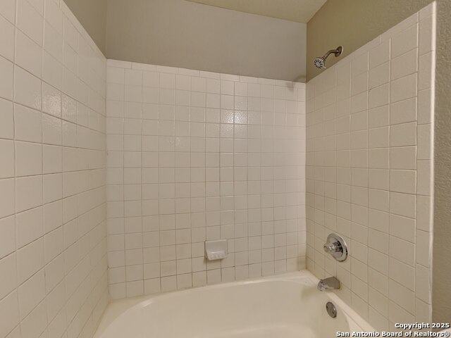 Image 14 of 15 For 3014 Edison  