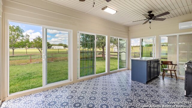 Image 25 of 42 For 24935 Pecan Creek