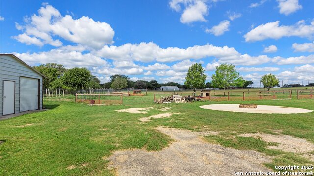 Image 29 of 42 For 24935 Pecan Creek