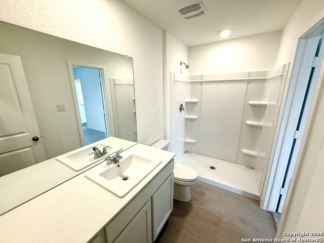 Image 13 of 20 For 14741 Onyx Place
