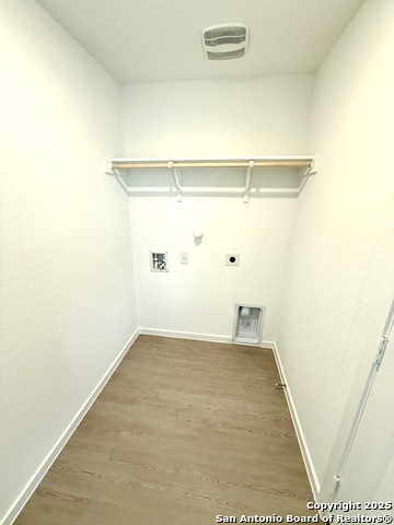 Image 9 of 20 For 14741 Onyx Place