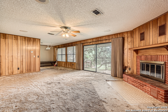 Image 18 of 37 For 773 Lookout Dr