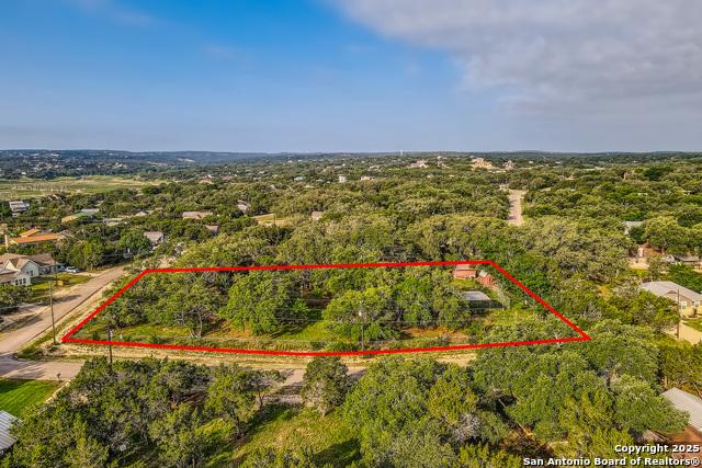 Image 4 of 37 For 773 Lookout Dr