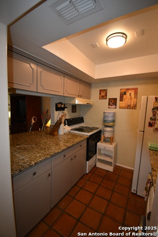 Image 11 of 18 For 8401 New Braunfels  125