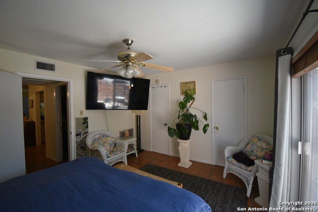 Image 16 of 18 For 8401 New Braunfels  125