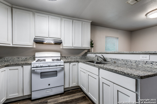 Image 15 of 25 For 423 Millard  