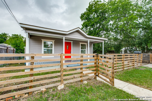 Image 2 of 25 For 423 Millard  