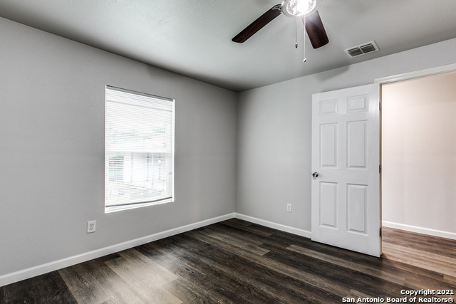 Image 4 of 25 For 423 Millard  