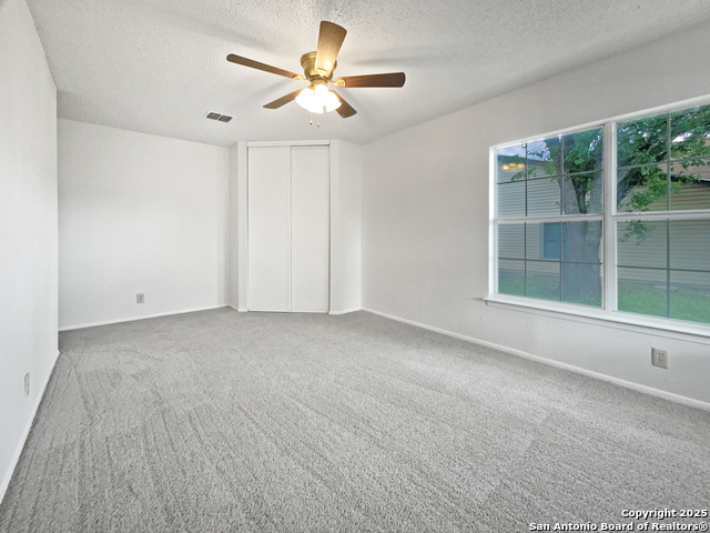 Listing photo id 14 for 9934 Spruce Ridge