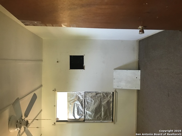 Image 9 of 10 For 118 Garcia St. S