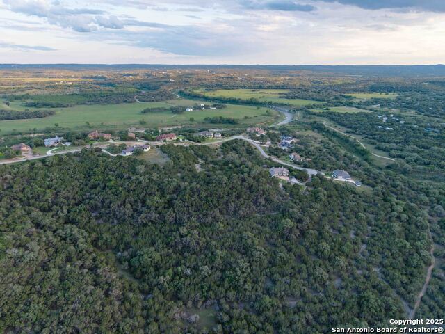 Image 5 of 7 For 308 River Ridge