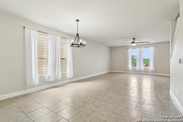 Image 12 of 67 For 27341 Paraiso
