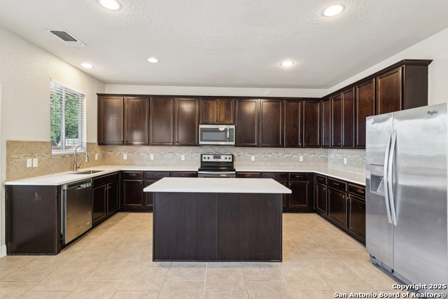 Image 20 of 67 For 27341 Paraiso