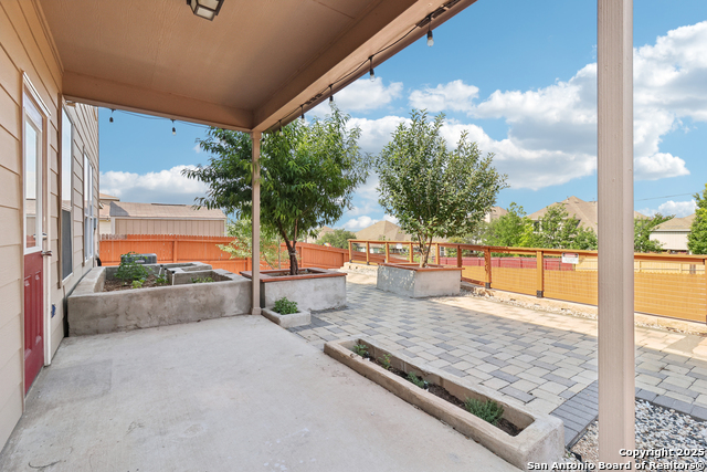 Image 47 of 67 For 27341 Paraiso