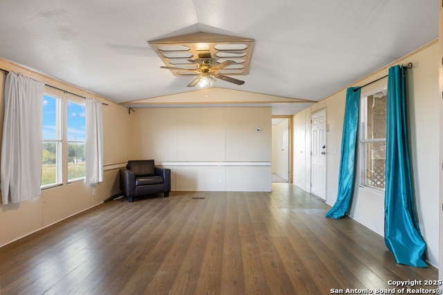 Image 4 of 17 For 1215 Cypress