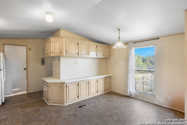 Image 6 of 17 For 1215 Cypress
