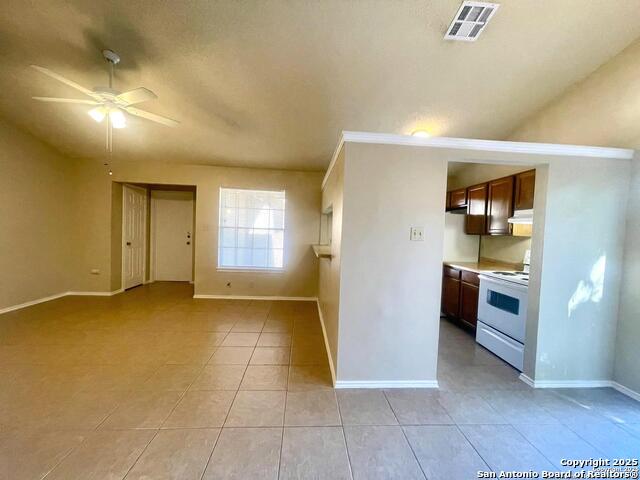 Image 8 of 16 For 5276 Meadow Rise  2