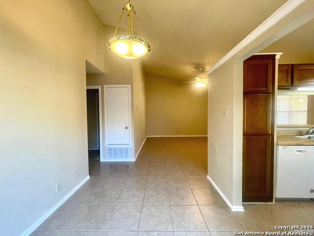 Image 9 of 16 For 5276 Meadow Rise  2