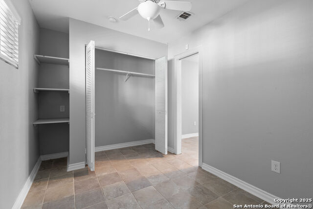 Listing photo id 6 for 311 Karen Lane B