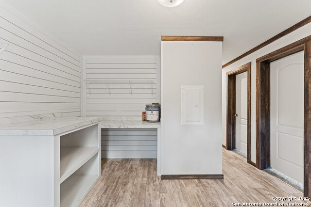 Image 13 of 40 For 306 Wren Cir