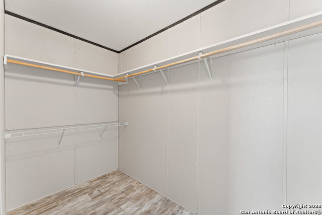 Image 21 of 40 For 306 Wren Cir