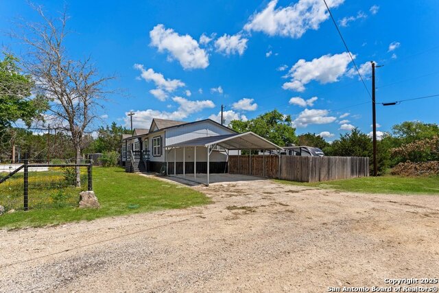 Image 26 of 40 For 306 Wren Cir