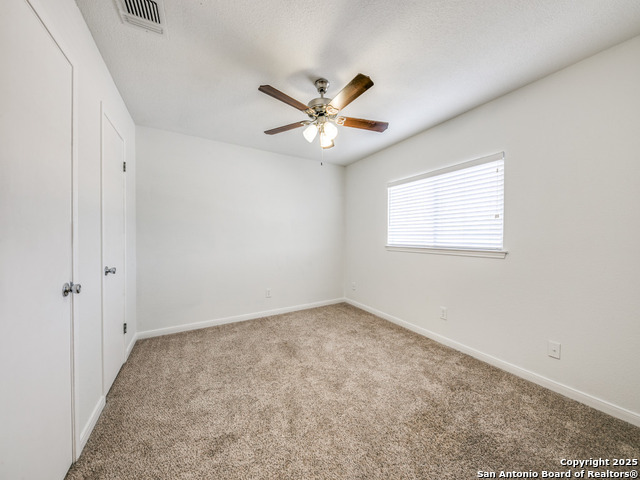 Image 4 of 12 For 16606 Winding Oak