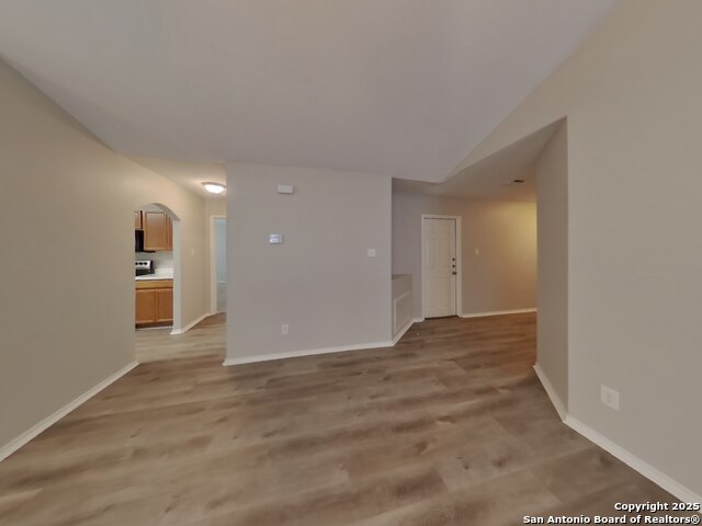 Image 8 of 22 For 4128 Whisper