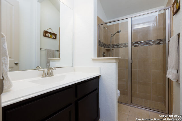Listing photo id 18 for 1041 Water Oak
